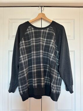 TORRID Plus Size 1X Plaid Tunic Sweater Pullover Grey and White